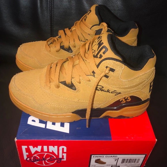 Patrick Ewing - Picture 3 of 4